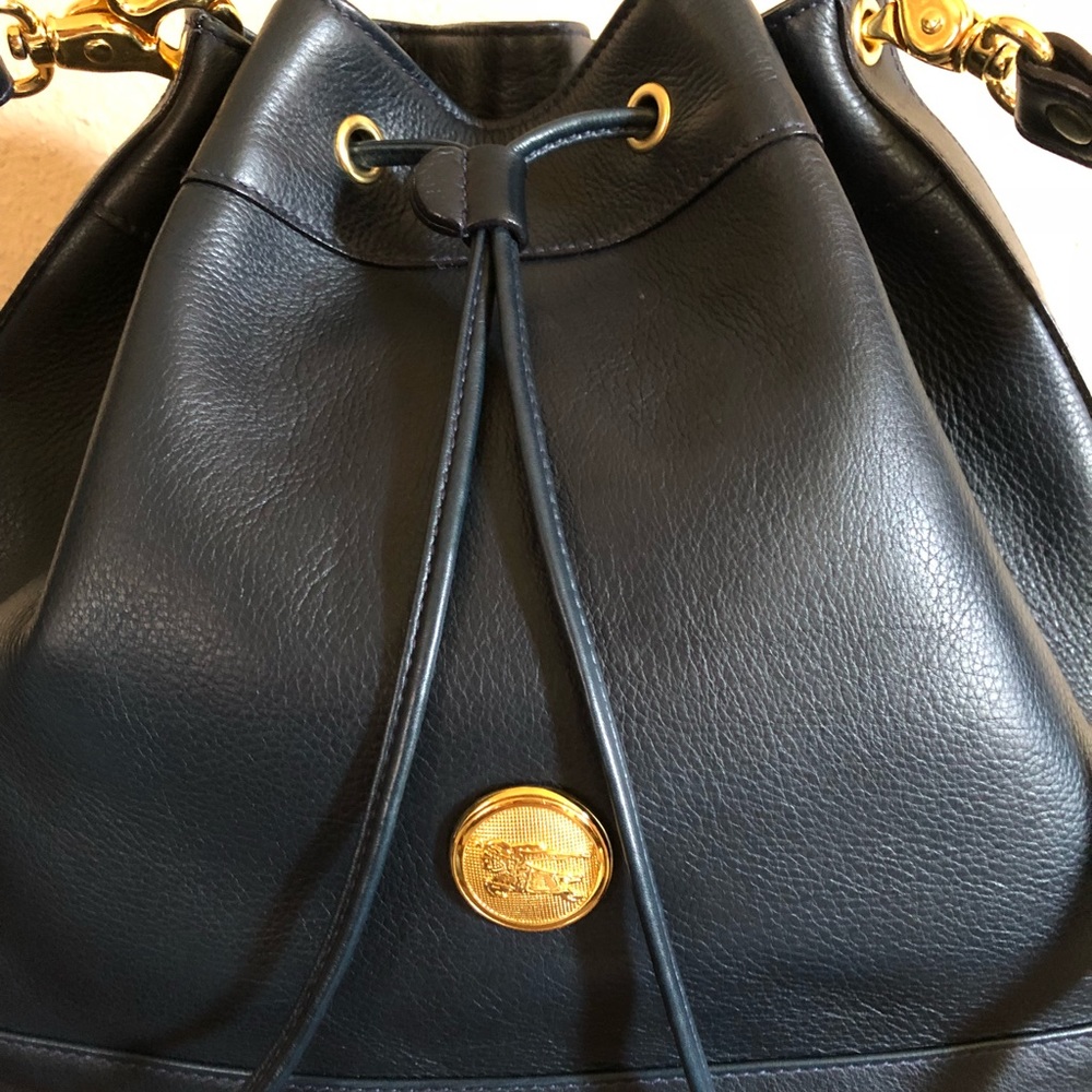 Authentic vintage leather Burberry’s London bag